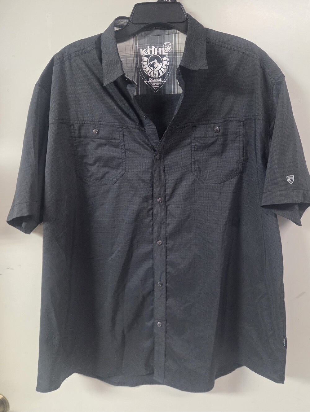 Kuhl Men’s Short Sleeve Button-Up Shirt — Dark Gray